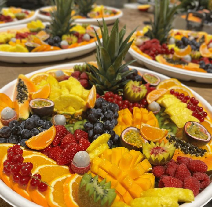 Plateau de fruits découpés-  12/15 personnes